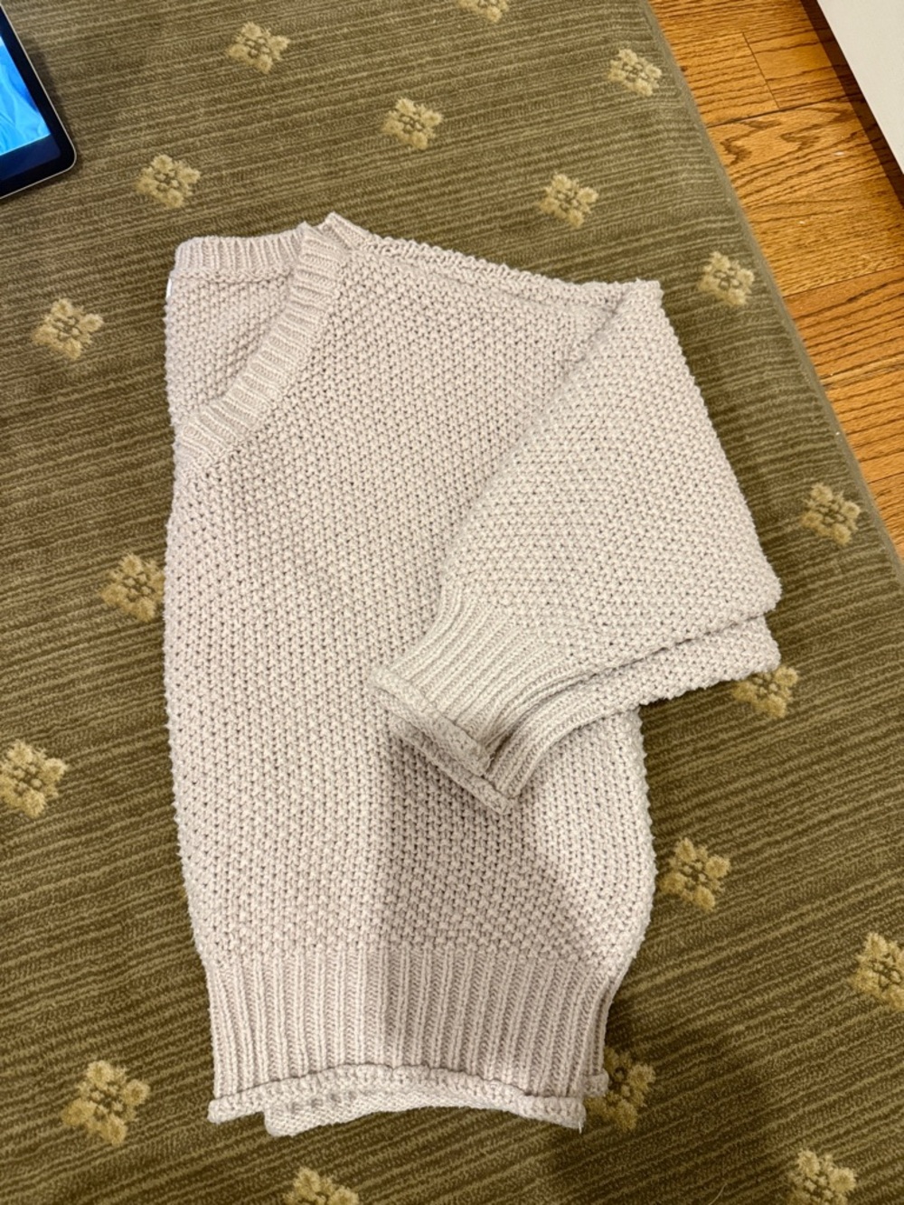 Chunky Knit Crewneck Sweater in Light Gray